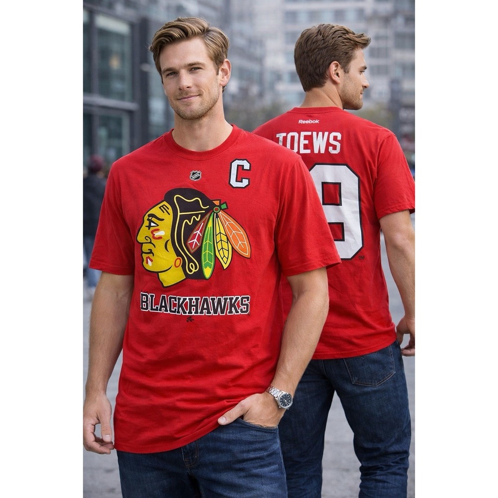 Reebok Chicago Blackhawks Jonathan Toews #19 T Shirt Men's M NHL Hockey